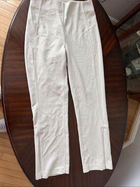 Lululemon Ribbed Softstreme Zip-Leg High-Rise Pant Size 4 Bone / Cream